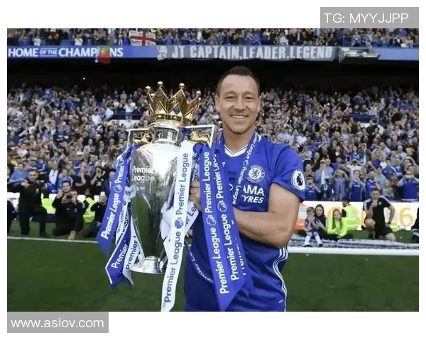 揭秘足球明星小白的真实身份与传奇职业生涯 揭秘足球明星小白的真实身份与传奇职业生涯